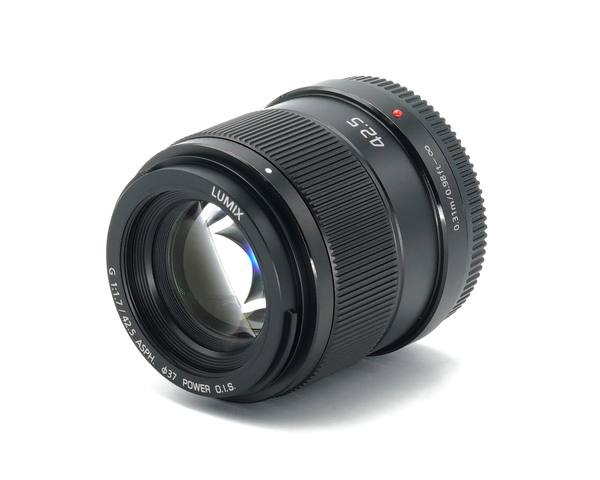 Panasonic Lumix G 42.5mm 1.7 ASPH. Power OIS