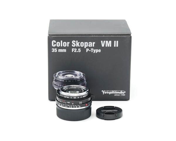 Voigtländer Color Skopar 35mm 2.5 VM Typ II Pancake für Leica M Vitrinenmodell