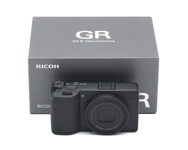 Ricoh GR IV Monochrome